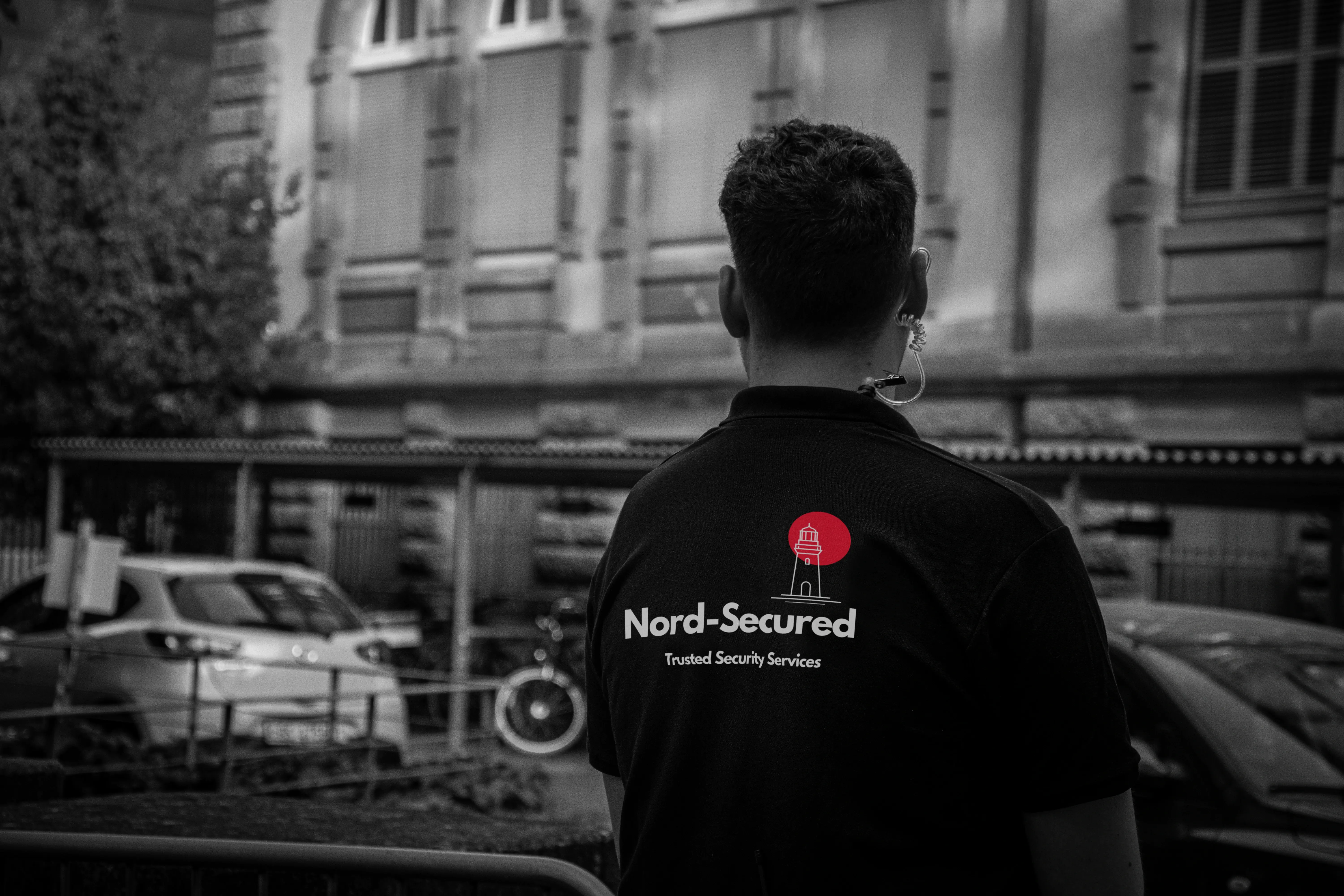 Wir beraten Sie gerne über die Themen Sicherheitsdienst, Objektschutz, Wachschutz oder Wachdienst.